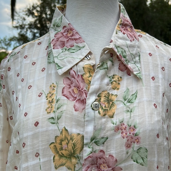 Button down shirt size 4 - Picture 2 of 6